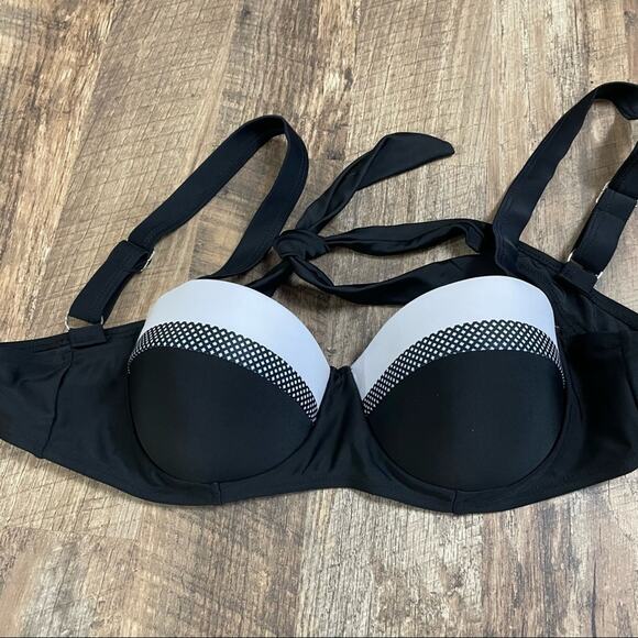 Sunsets High Waisted Bikini Bottoms w/Molded Cup Bikini Top - Picture 9 of 13